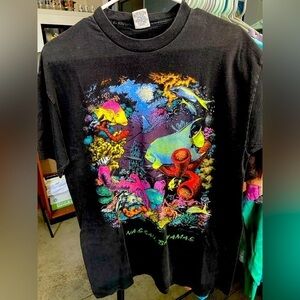 Vintage Mens black t shirt fish/sea life Nassau, Bahamas sz: L